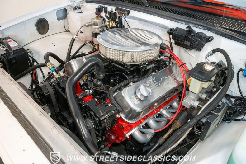 Chevrolet-C3500-1989-Pearl-White-Red-49