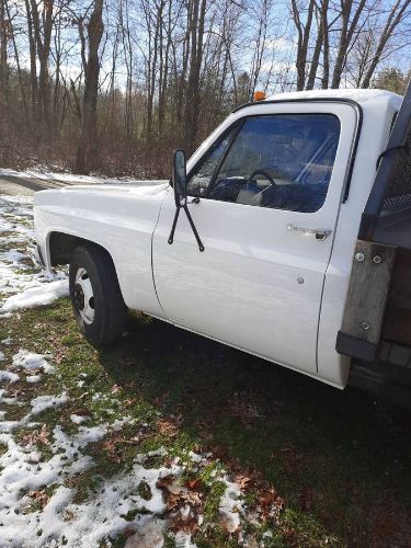 Chevrolet-C3500-1989-White-3