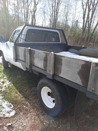 Chevrolet-C3500-1989-White-4