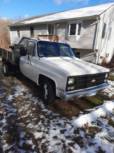 Chevrolet-C3500-1989-White-6