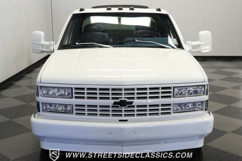 Chevrolet-C3500-1994-White-Dark-Blue-16
