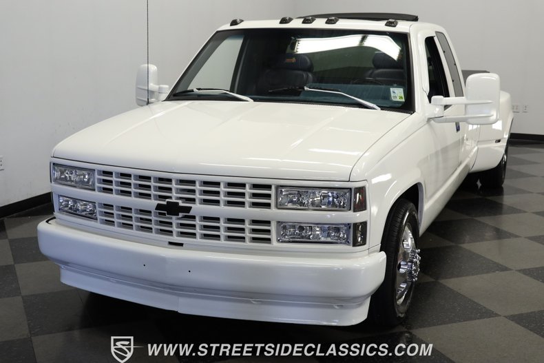 Chevrolet-C3500-1994-White-Dark-Blue-17