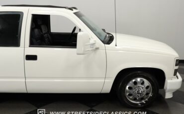 Chevrolet-C3500-1994-White-Dark-Blue-28