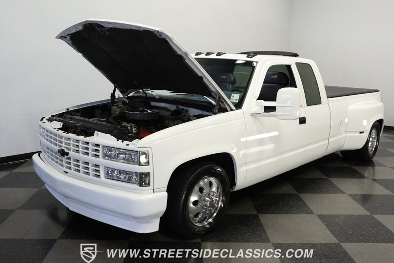 Chevrolet-C3500-1994-White-Dark-Blue-29