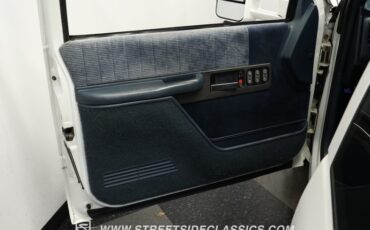 Chevrolet-C3500-1994-White-Dark-Blue-33