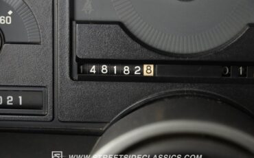 Chevrolet-C3500-1994-White-Dark-Blue-37