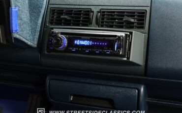 Chevrolet-C3500-1994-White-Dark-Blue-38