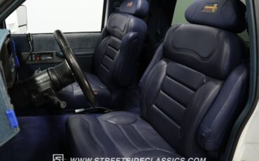 Chevrolet-C3500-1994-White-Dark-Blue-40