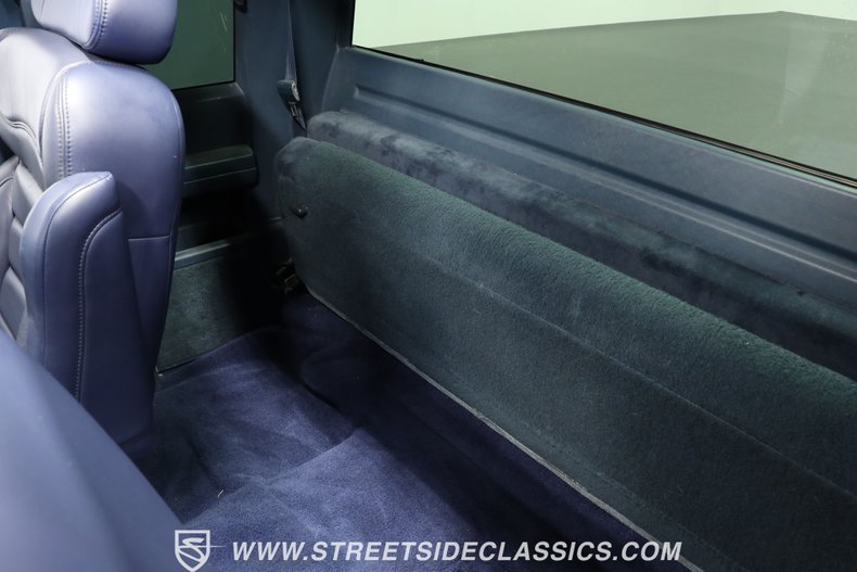 Chevrolet-C3500-1994-White-Dark-Blue-41