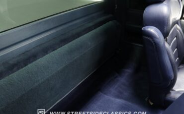 Chevrolet-C3500-1994-White-Dark-Blue-42