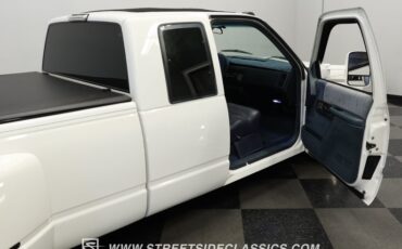 Chevrolet-C3500-1994-White-Dark-Blue-47