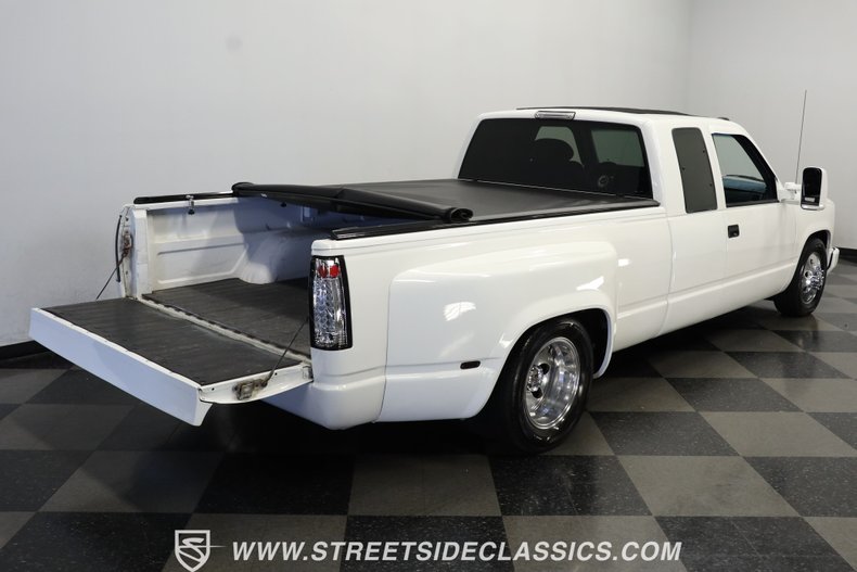 Chevrolet-C3500-1994-White-Dark-Blue-48