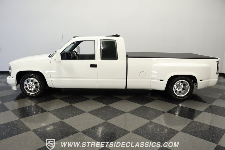 Chevrolet-C3500-1994-White-Dark-Blue