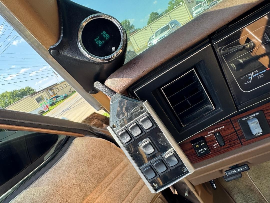 Chevrolet-CAPRICE-CLASSIC-1987-Wagon-14