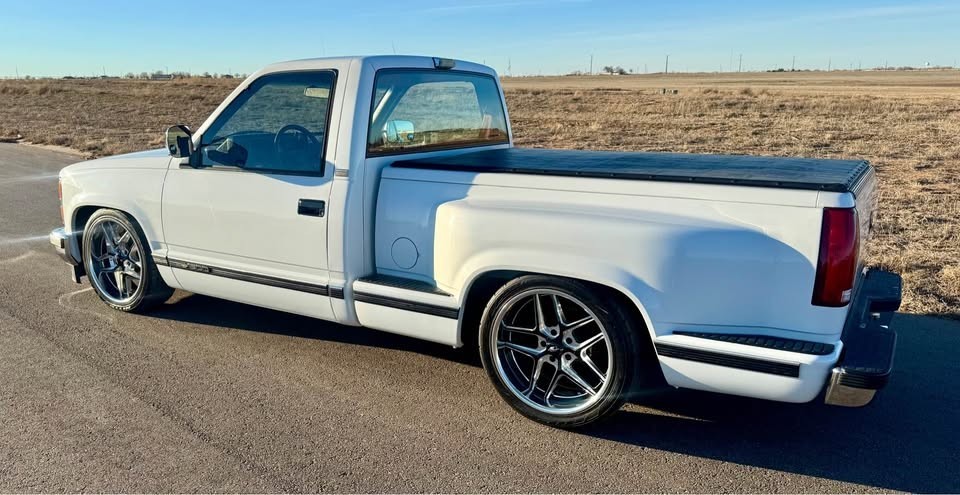 Chevrolet-CK-Pickup-1500-1989-Pickup-Truck-3