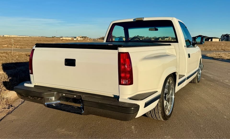 Chevrolet-CK-Pickup-1500-1989-Pickup-Truck-4