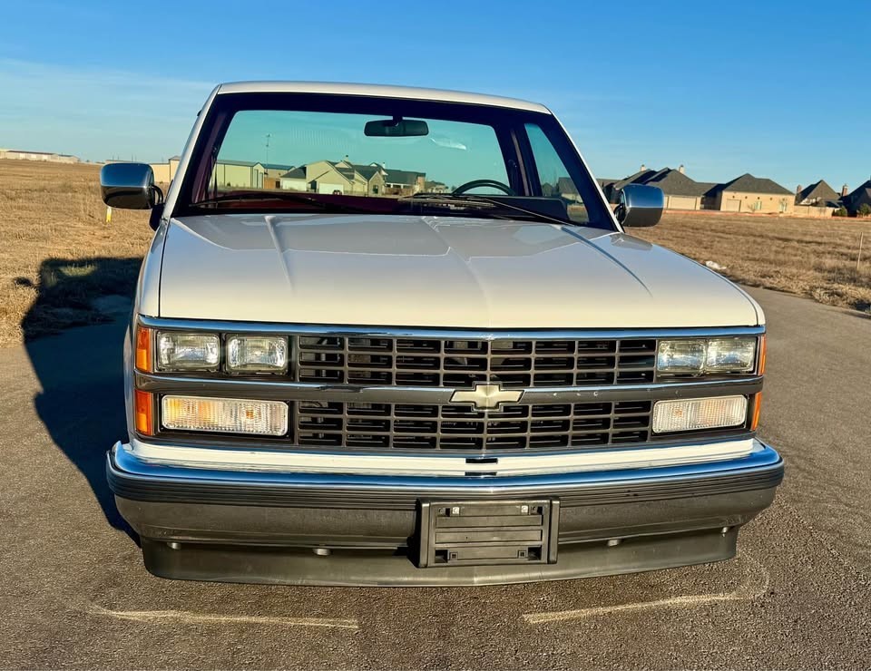 Chevrolet-CK-Pickup-1500-1989-Pickup-Truck-8