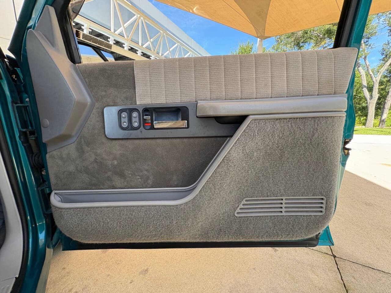 Chevrolet-CK-Pickup-1500-1993-Pickup-Truck-25