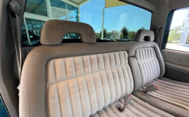Chevrolet-CK-Pickup-1500-1993-Pickup-Truck-28