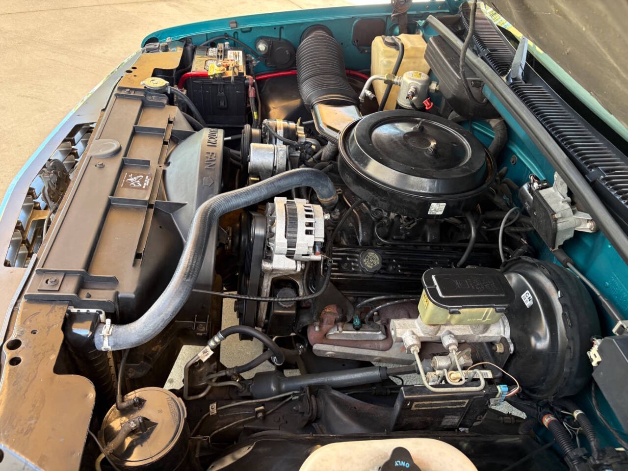 Chevrolet-CK-Pickup-1500-1993-Pickup-Truck-35