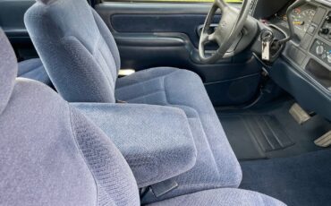 Chevrolet-CK-Pickup-1500-1995-21