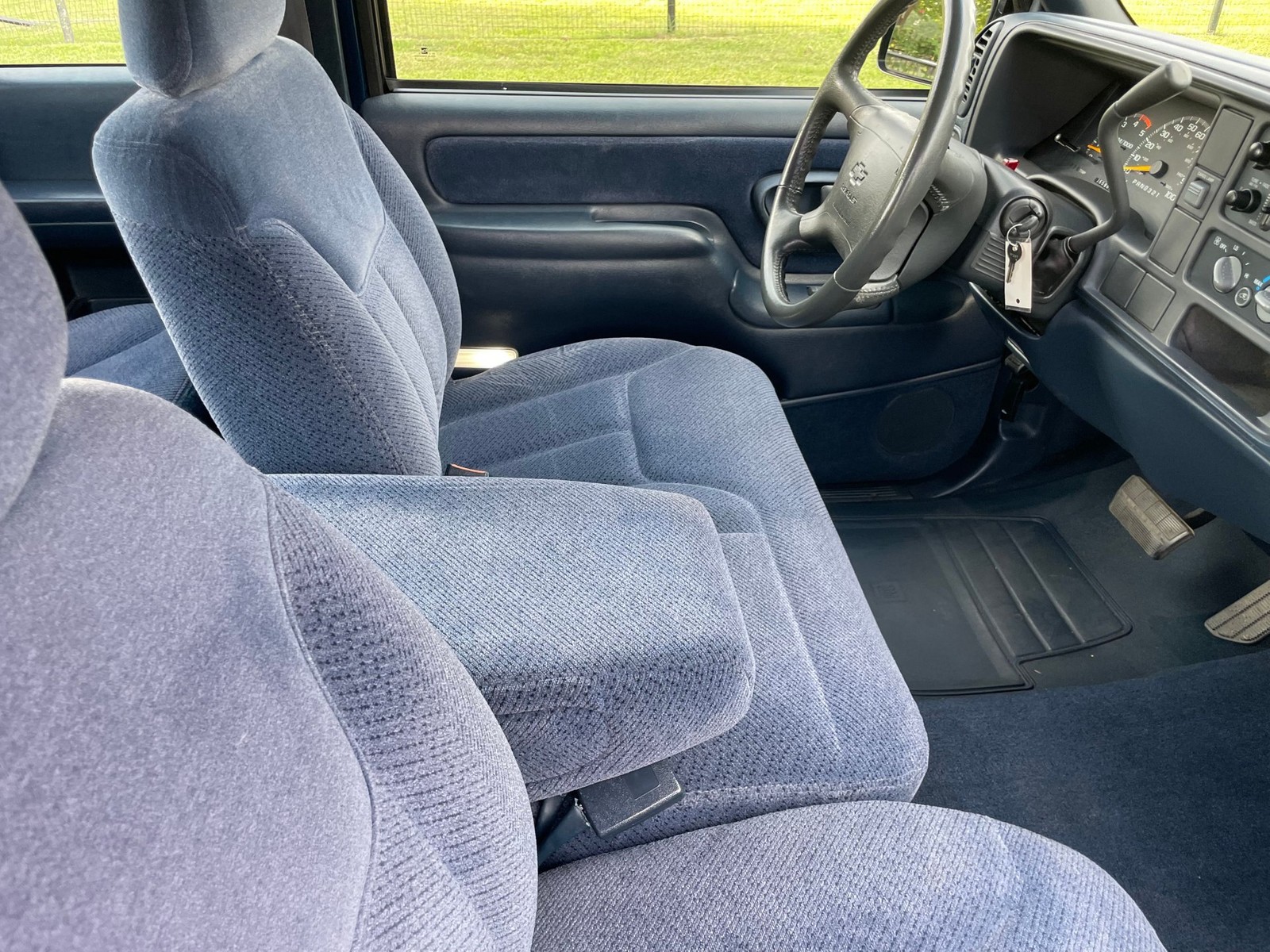Chevrolet-CK-Pickup-1500-1995-21