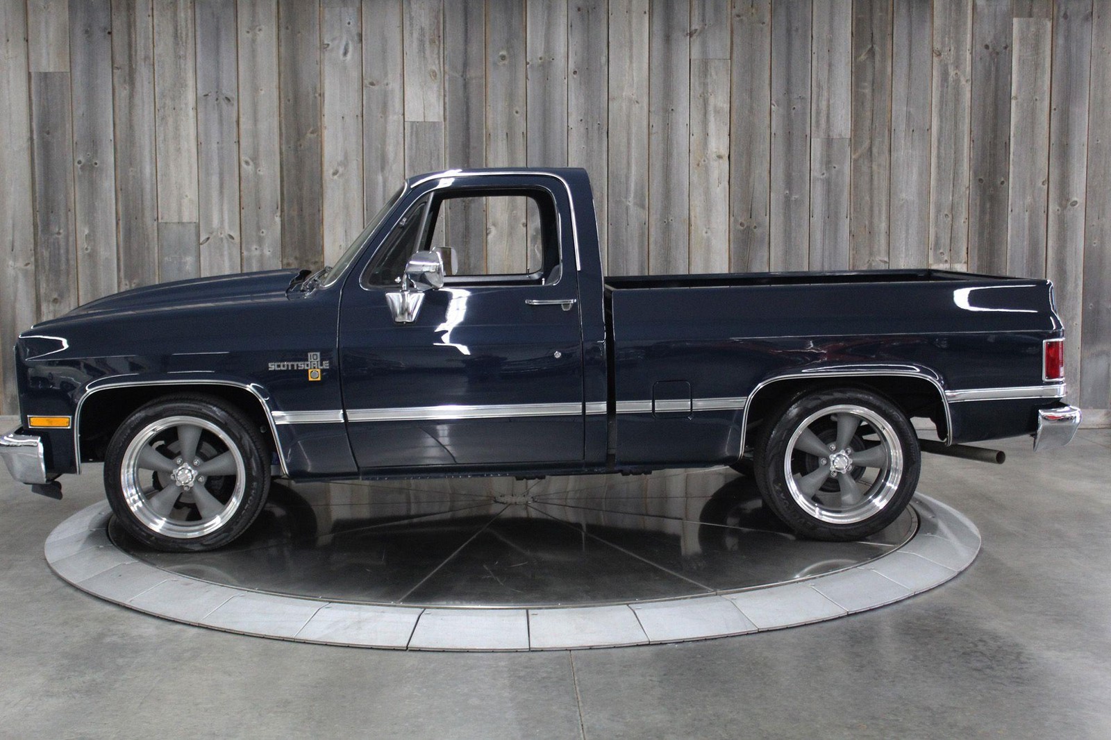 Chevrolet C/K Pickup 1986 Beautiful RestoMod