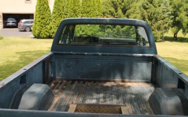Chevrolet-CK-Pickup-3500-1988-Crew-Cab-Pickup-3