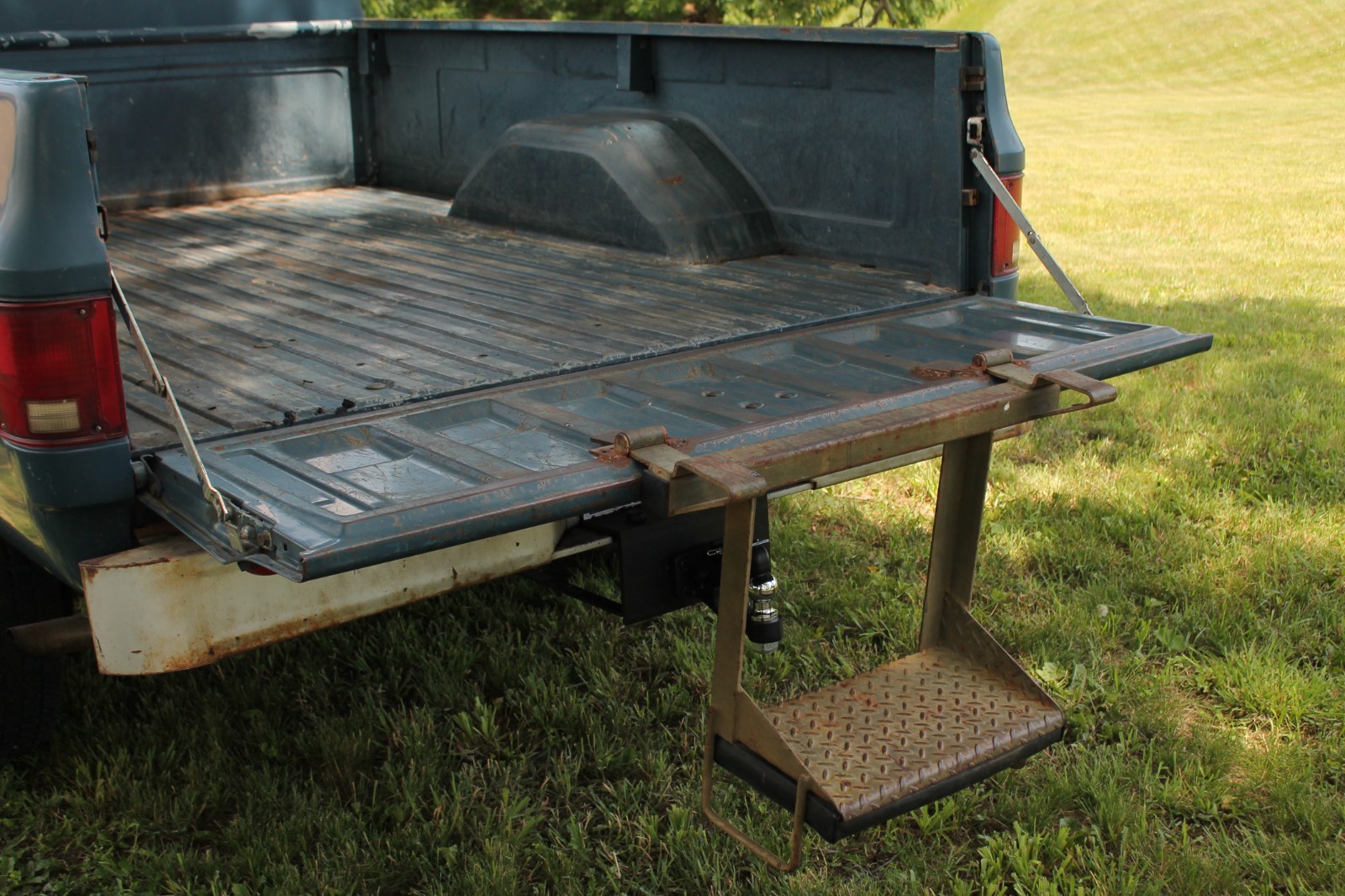 Chevrolet-CK-Pickup-3500-1988-Crew-Cab-Pickup-4