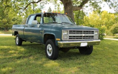 Chevrolet C/K Pickup 3500 1988 Crew Cab Pickup
