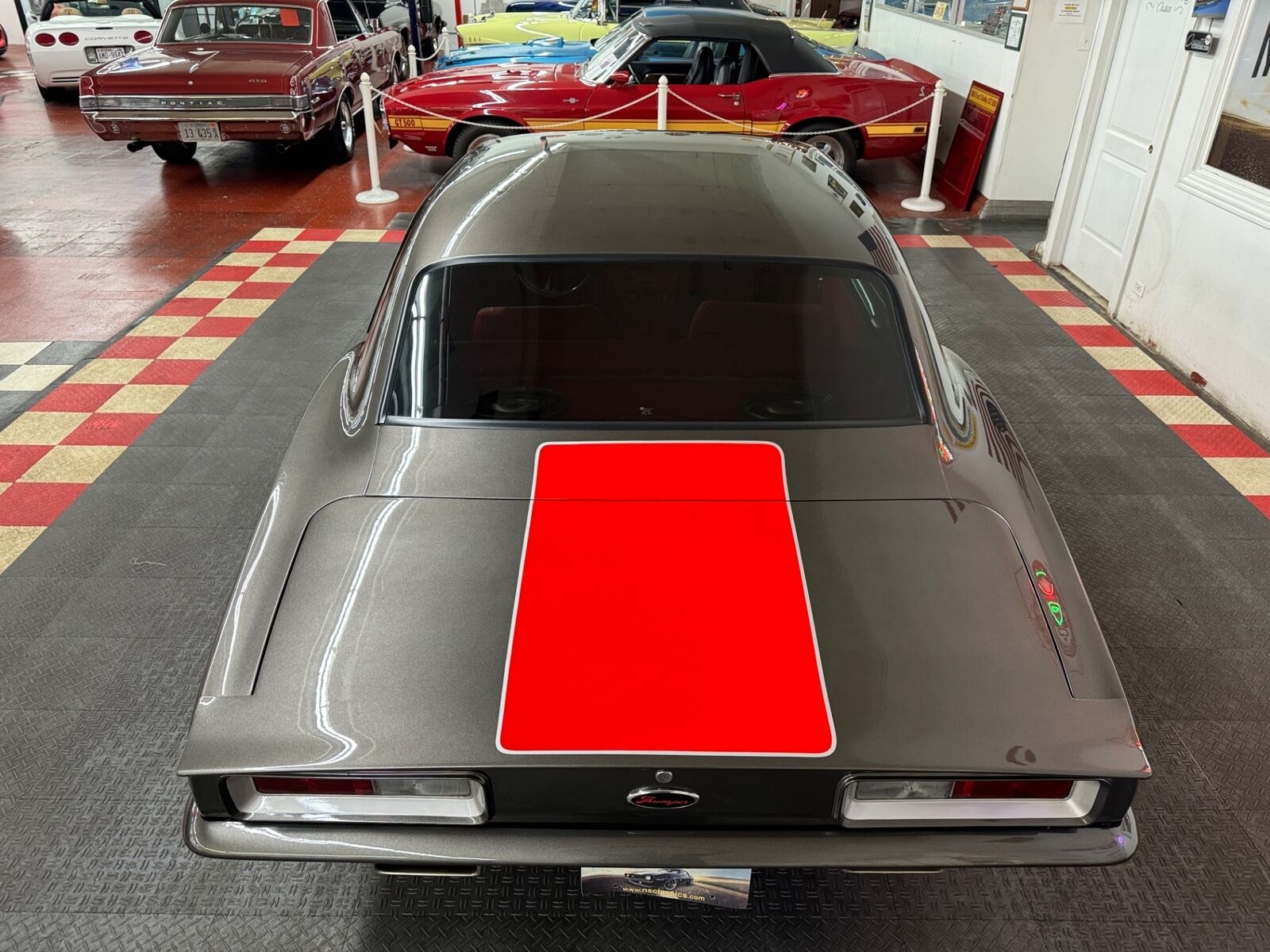 Chevrolet-Camaro-1967-2-Door-11