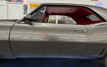 Chevrolet-Camaro-1967-2-Door-22