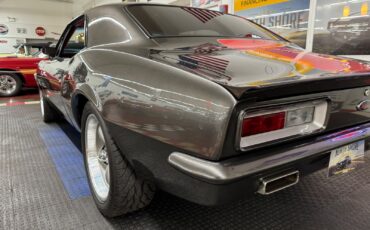 Chevrolet-Camaro-1967-2-Door-26