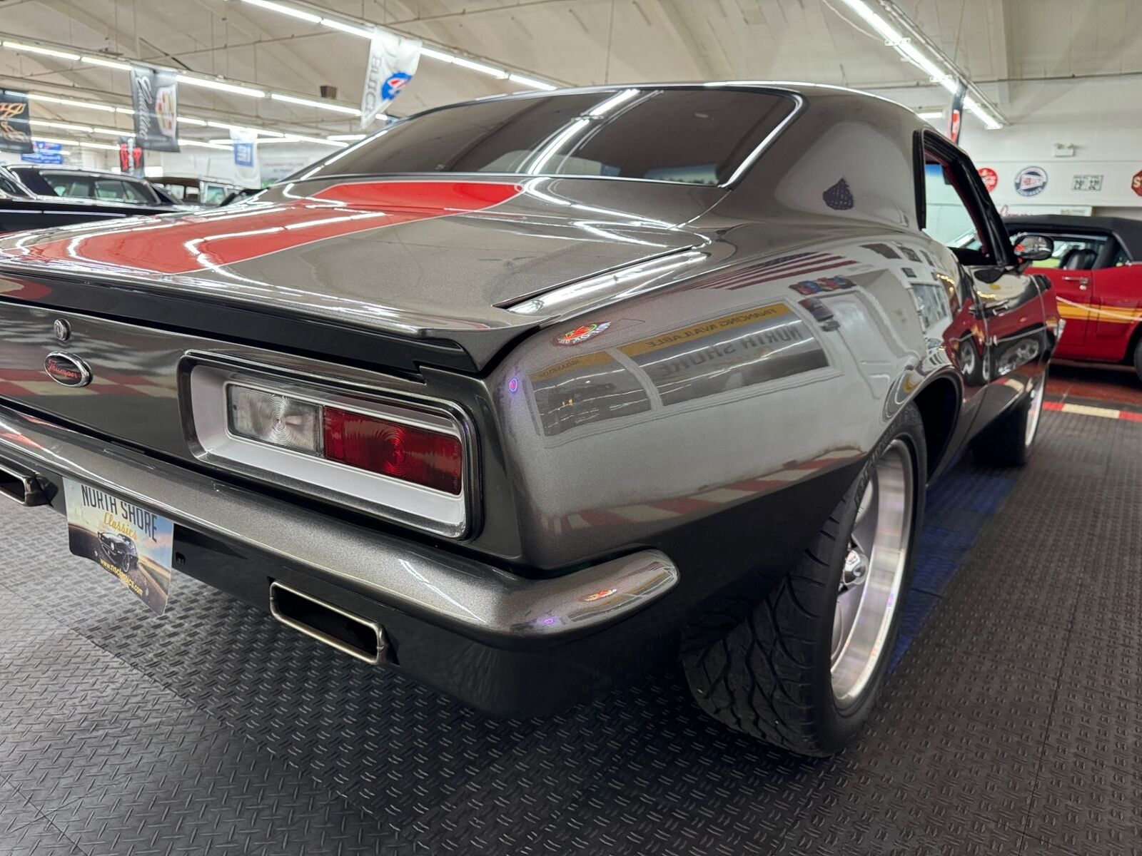 Chevrolet-Camaro-1967-2-Door-27