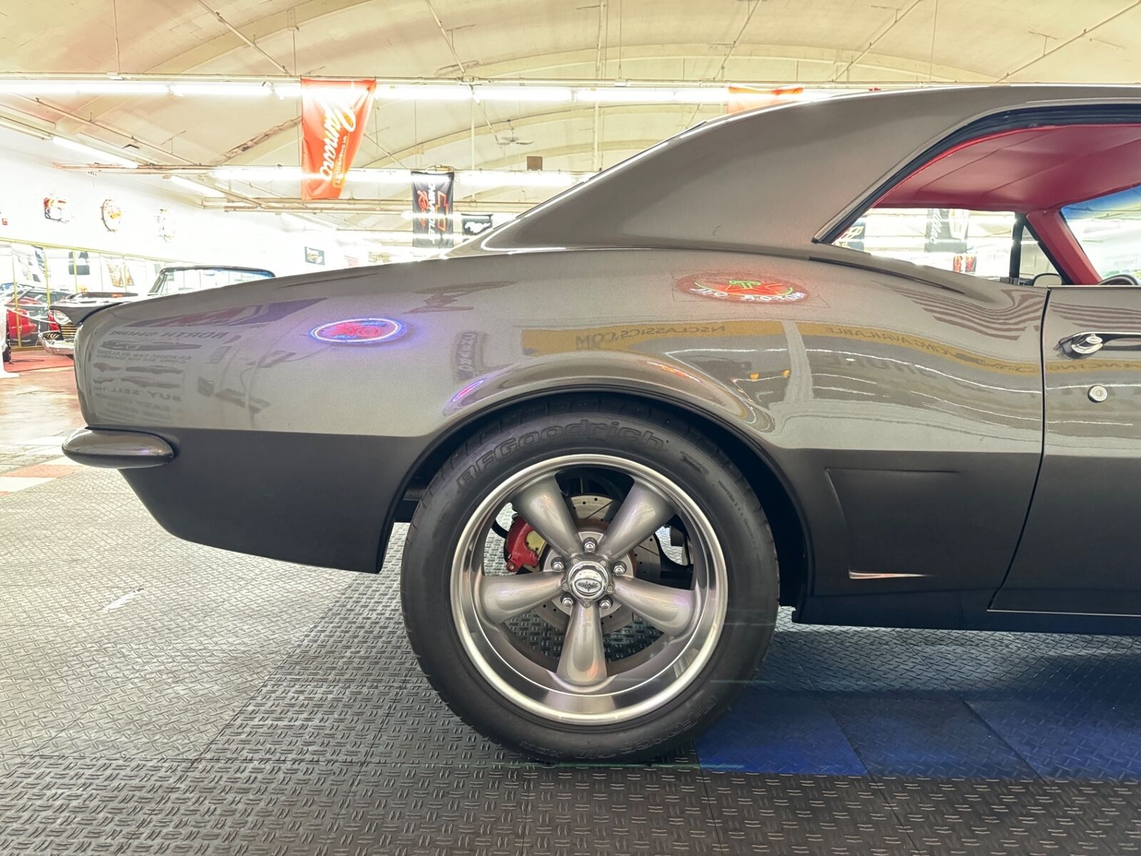 Chevrolet-Camaro-1967-2-Door-28