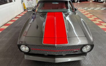 Chevrolet-Camaro-1967-2-Door-4