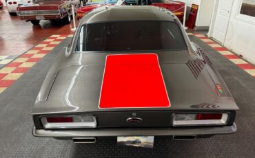 Chevrolet-Camaro-1967-2-Door-9
