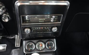 Chevrolet-Camaro-1967-Bolero-Red-Black-43