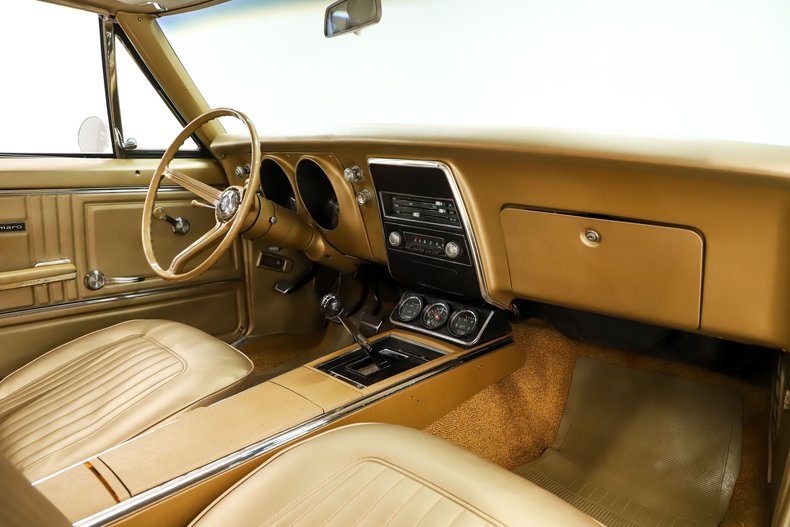 Chevrolet-Camaro-1967-Capri-Creme-Gold-25