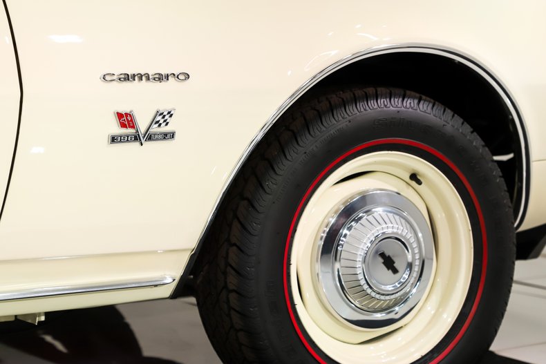 Chevrolet-Camaro-1967-Capri-Creme-Gold-38