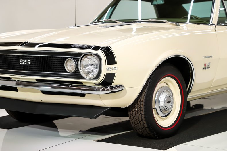 Chevrolet-Camaro-1967-Capri-Creme-Gold-44