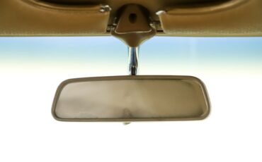 Chevrolet-Camaro-1967-Capri-Creme-Gold-47