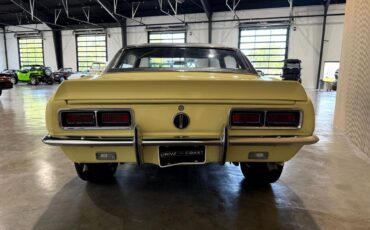 Chevrolet-Camaro-1967-Classic-Car-12