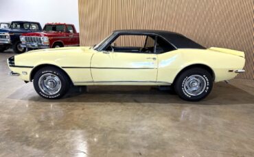 Chevrolet-Camaro-1967-Classic-Car-18