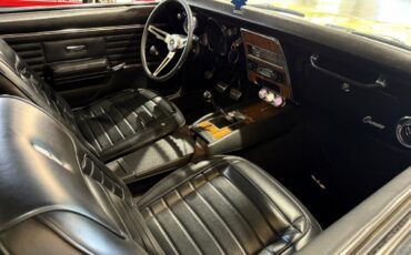 Chevrolet-Camaro-1967-Classic-Car-38