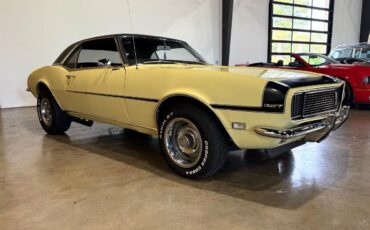 Chevrolet-Camaro-1967-Classic-Car-5