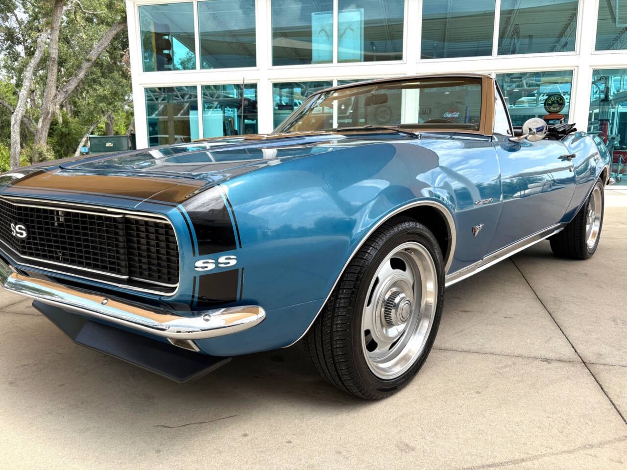 Chevrolet-Camaro-1967-Convertible-10