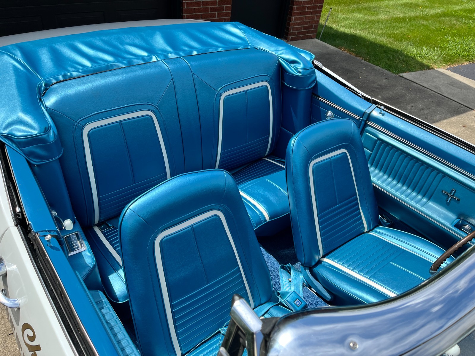 Chevrolet-Camaro-1967-Convertible-3