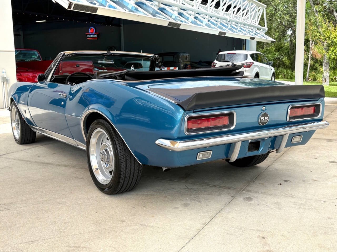 Chevrolet-Camaro-1967-Convertible-7