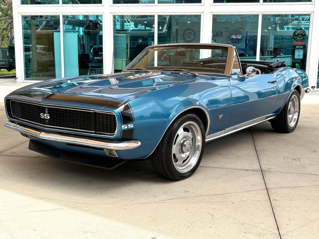 Chevrolet-Camaro-1967-Convertible-9